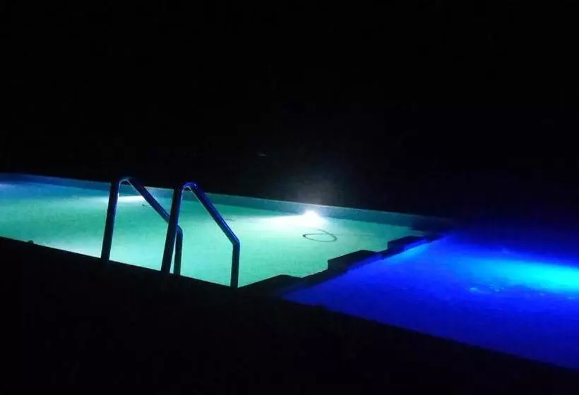 Hotelli Sandstar Palace