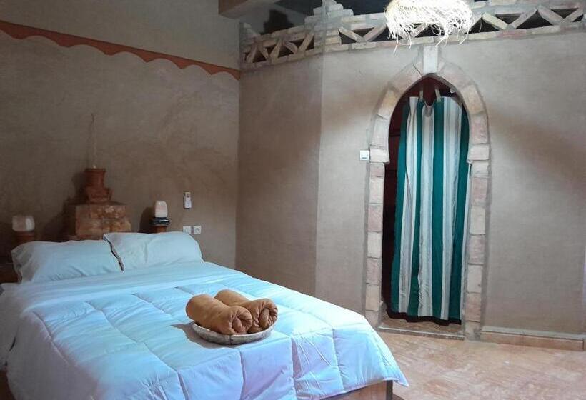 Hotel Sandstar Palace