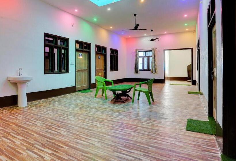 ホテル Spot On Unique Guesthouse And Restaurant