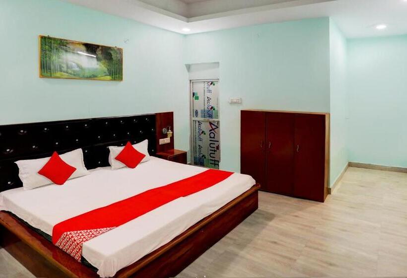 Oyo Flagship Hotel Royal Suv Galaxy