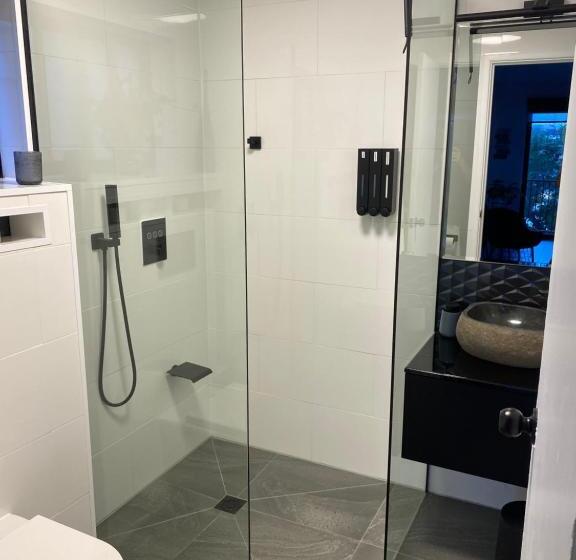 Пансион Lush Accommodation