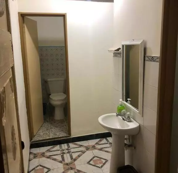 ペンション Hostal El Marial E