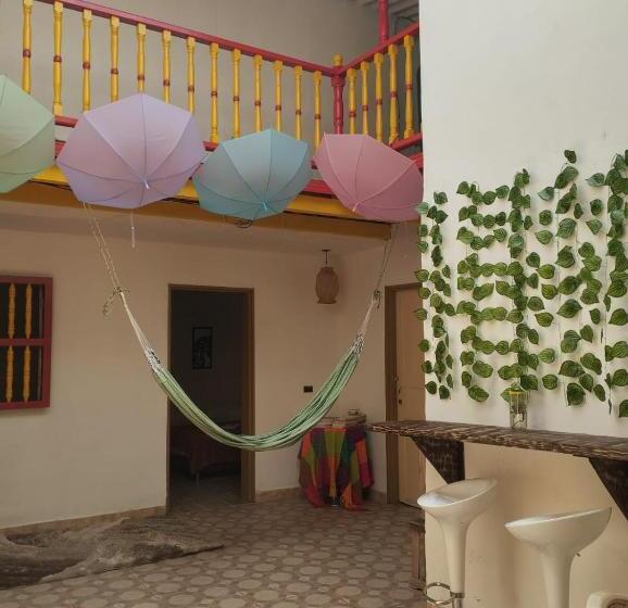 פנסיון Hostal El Marial E