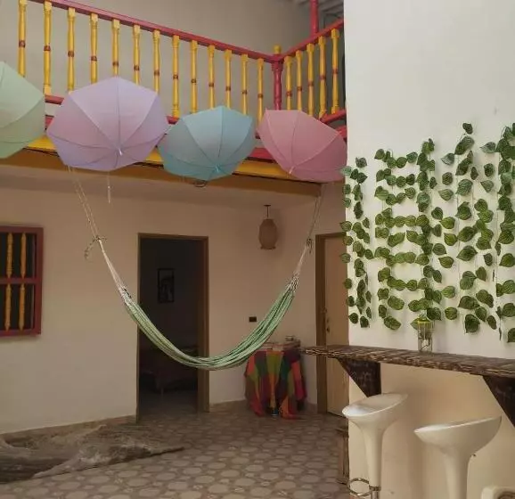 ペンション Hostal El Marial E