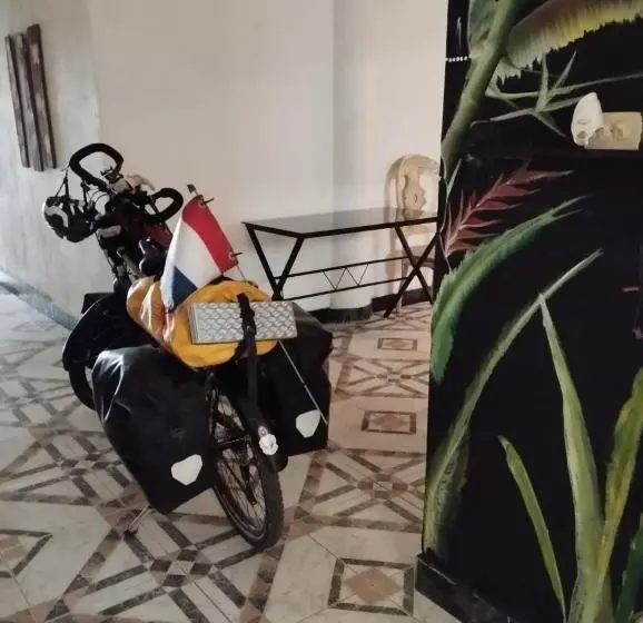 ペンション Hostal El Marial E