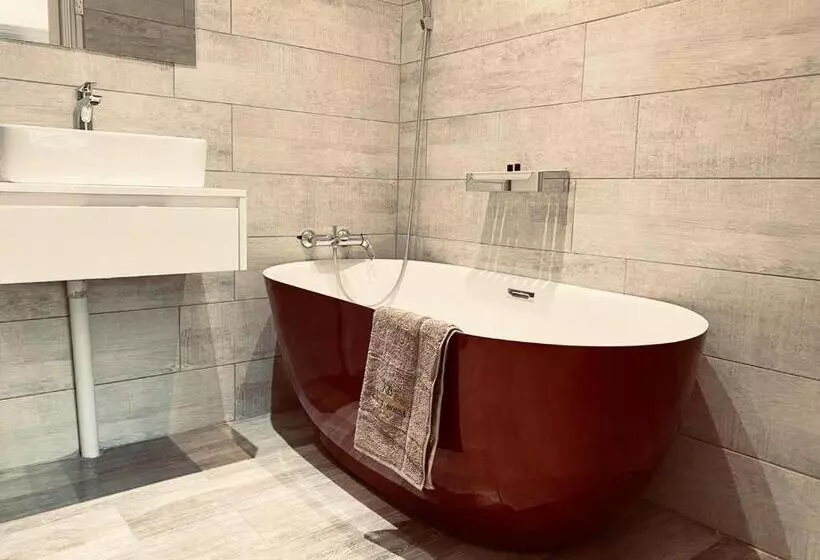 Majatalo Kb Guesthouse