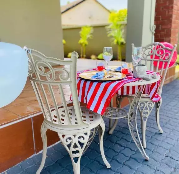 Majatalo Kb Guesthouse