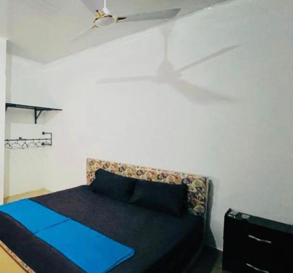 ペンション Oliver Cottage Guesthouse