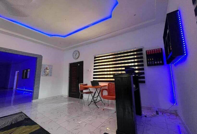 ペンション Oliver Cottage Guesthouse