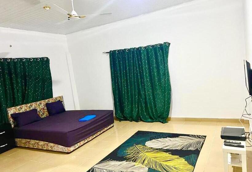 ペンション Oliver Cottage Guesthouse