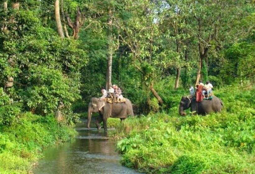 Lomakeskus Akarshan Bono Bunglow