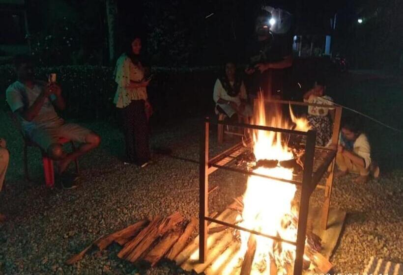 Lomakeskus Akarshan Bono Bunglow