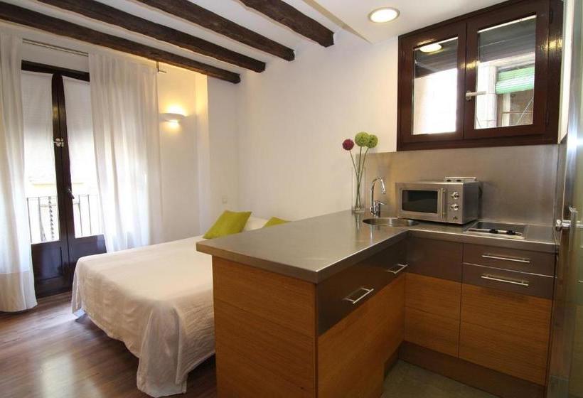 Bcn2stay Apartments