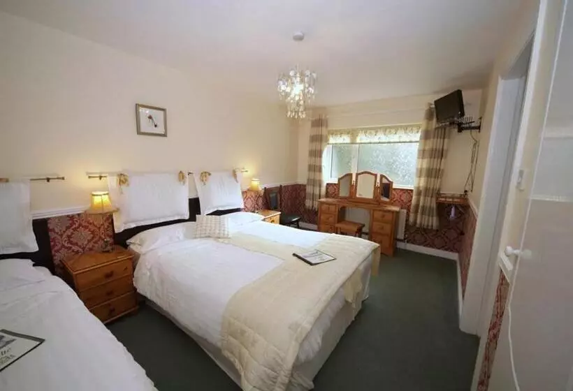 تختخواب و صبحانه Launard House
