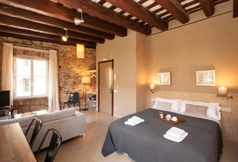Decô Apartments Barcelona Born St