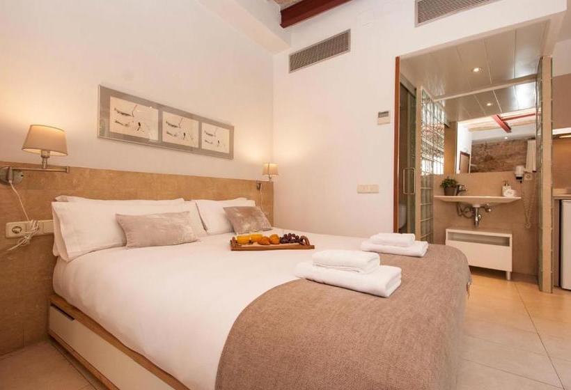 Decô Apartments Barcelona Born St