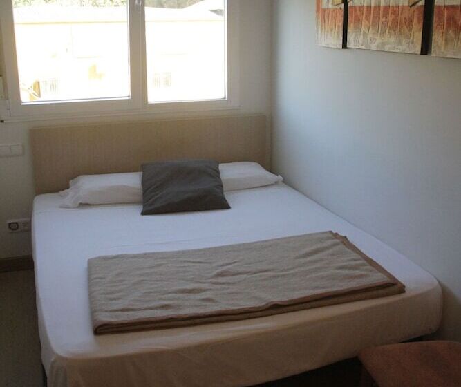 Hostal Francisco Salinas