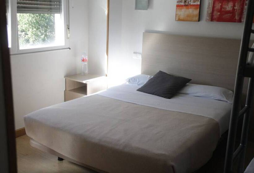 Hostal Francisco Salinas