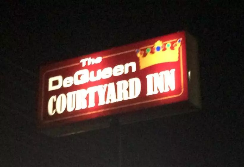 ホテル Dequeen Courtyard Inn