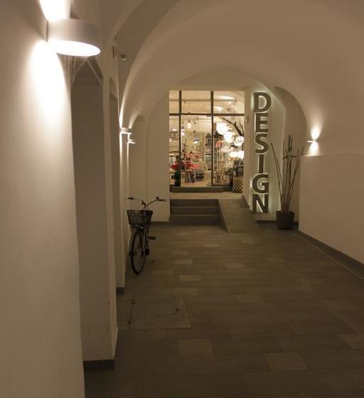 هتل Urban Homy Ljubljana