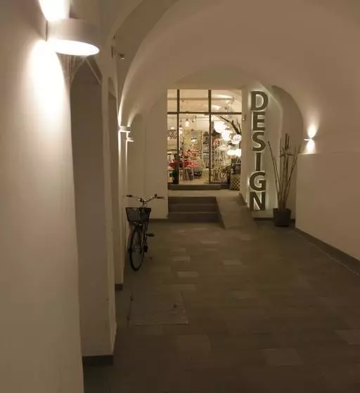هتل Urban Homy Ljubljana