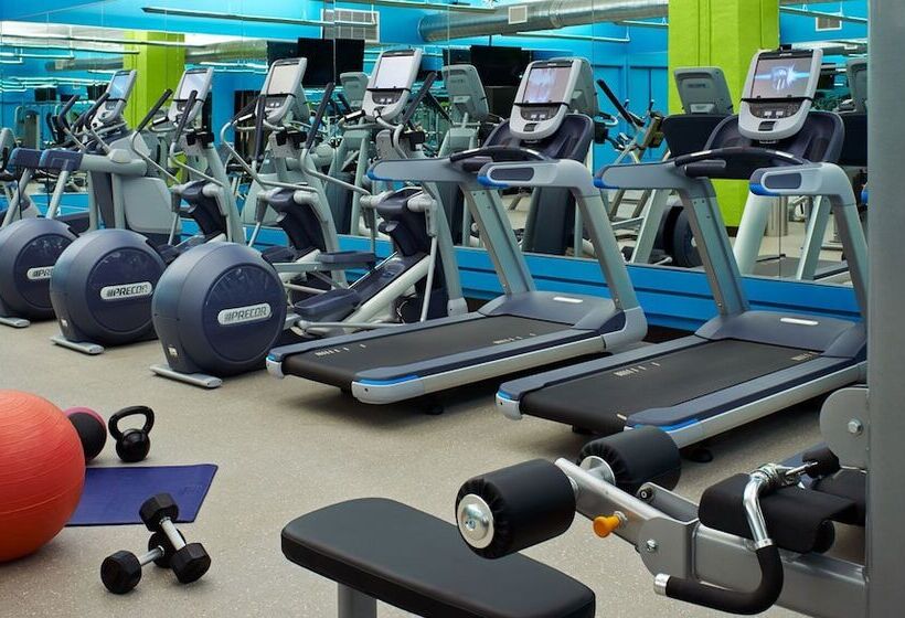 Отель Gold Reef Place