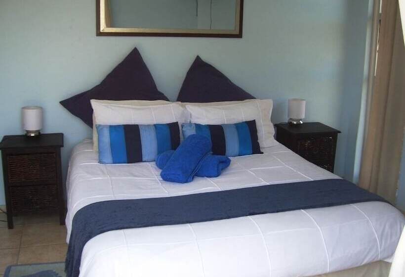 Отель Gold Reef Place