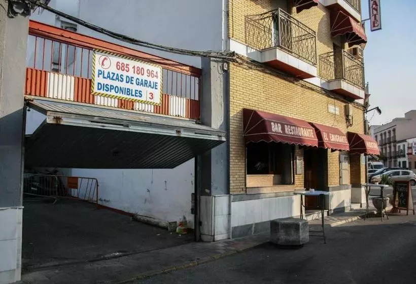 هتل Hostal El Emigrante