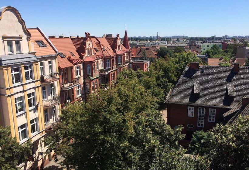 هتل Ilonn Boutique Limanowskiego