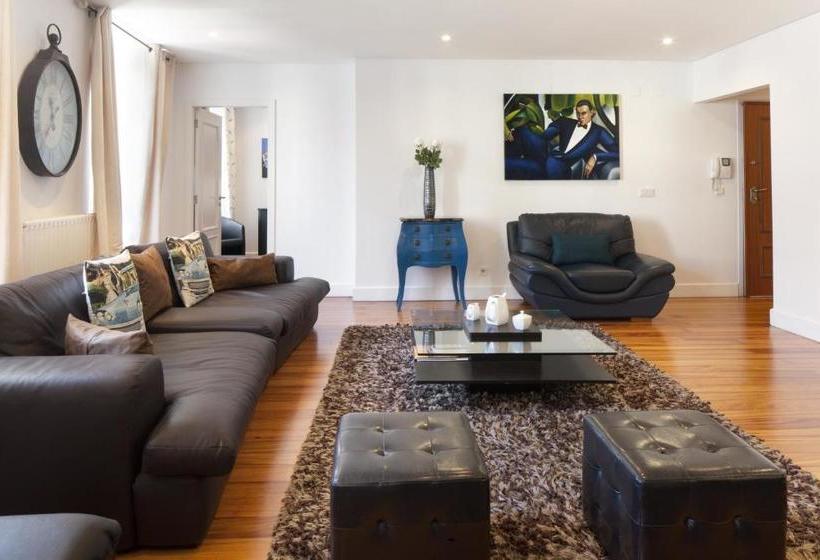 Hotel Lisbon Rentals Chiado