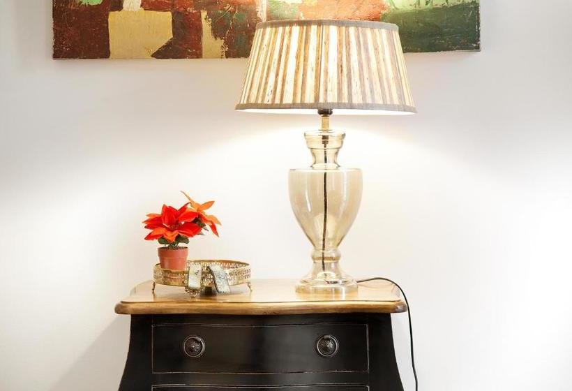 Hotel Lisbon Rentals Chiado