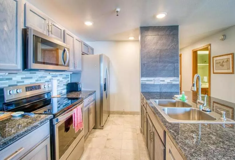 ホテル Marina Place Condominiums