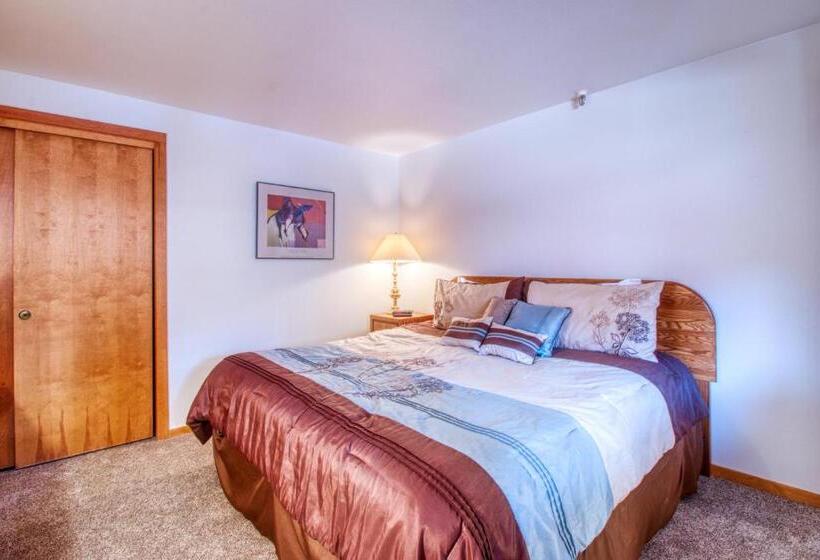 בית מלון כפרי Marina Place Condominiums