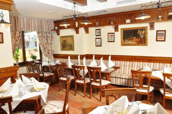 호텔 Pensiunea Nora