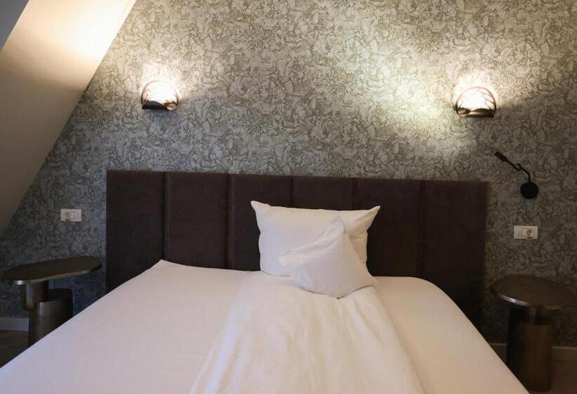 호텔 Pensiunea Nora