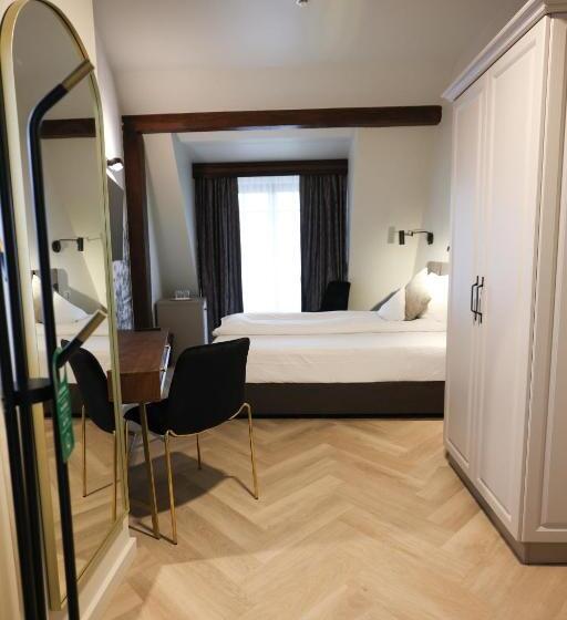 호텔 Pensiunea Nora