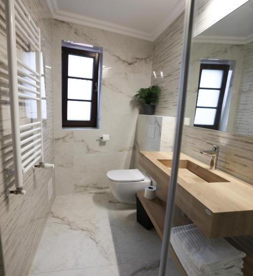 호텔 Pensiunea Nora