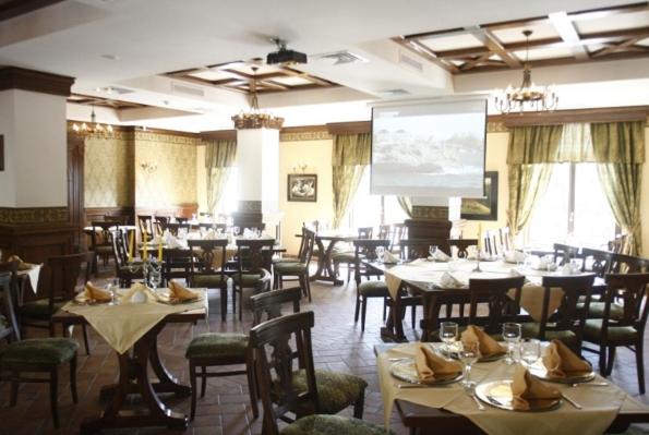 호텔 Pensiunea Nora