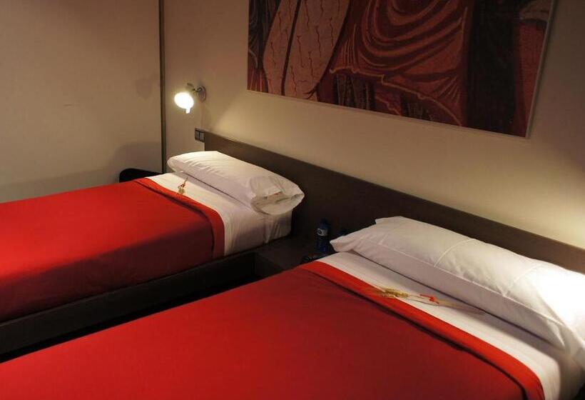 هتل Seminari Allotjaments