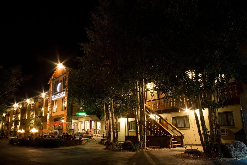 فندق Silver Moon Inn