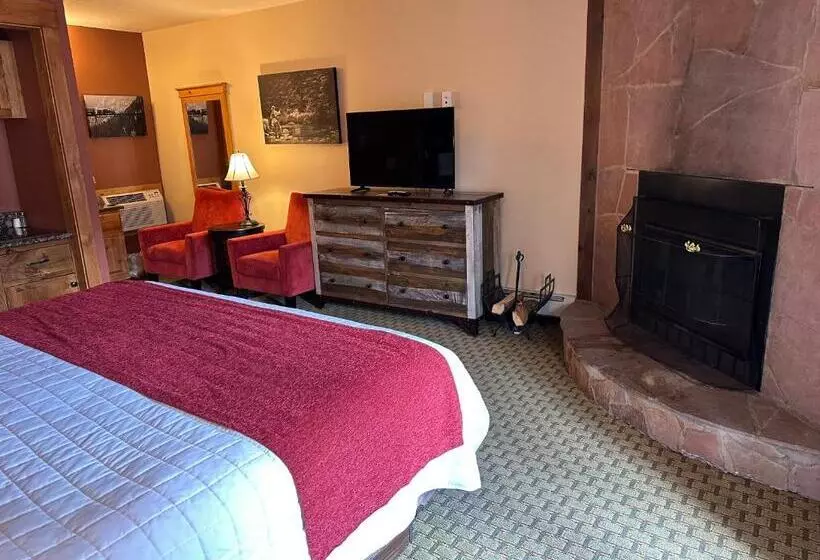 Hotelli Silver Moon Inn