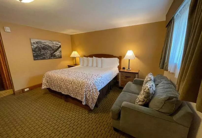 Hotelli Silver Moon Inn