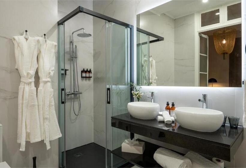 호텔 Lilases Boutique House & Garden