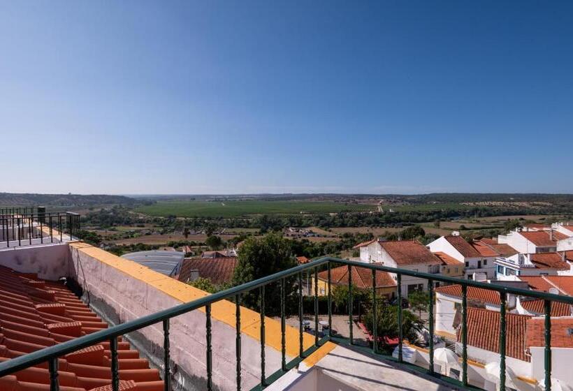 호텔 Lilases Boutique House & Garden