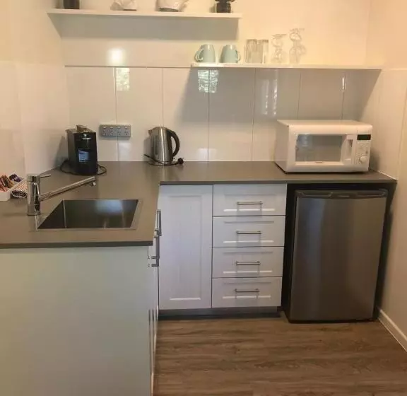 Hotelli Twin Quays Noosa