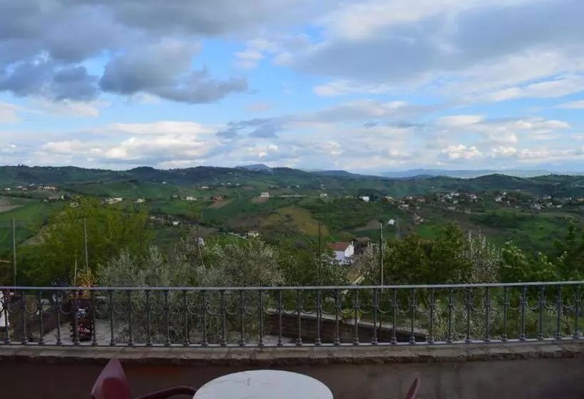 ホテル Villa Tre Colli Agri B&b