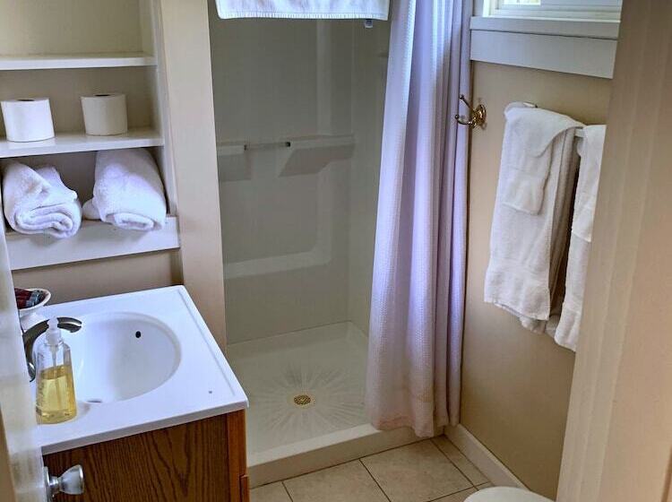 Lovett S Inn And Restaurant