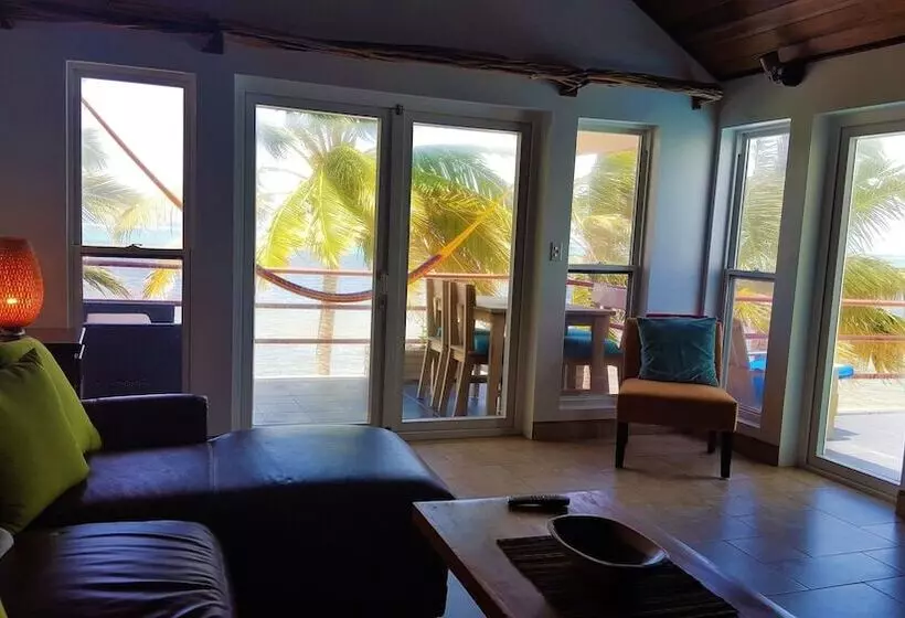 Tres Cocos Resort