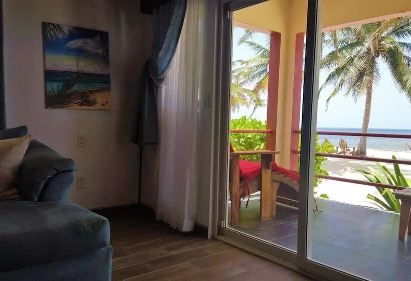 Tres Cocos Resort