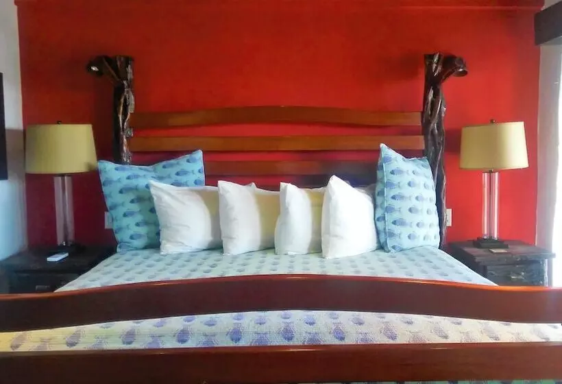 Tres Cocos Resort